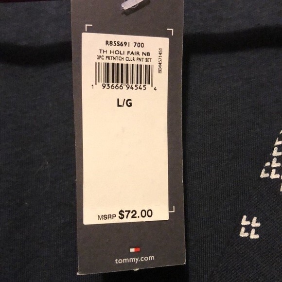 Tommy Hilfiger 2 piece sleepwear set size large NWT - Picture 2 of 12